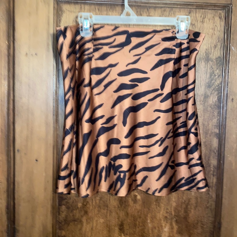 rib was polly zebra skirt